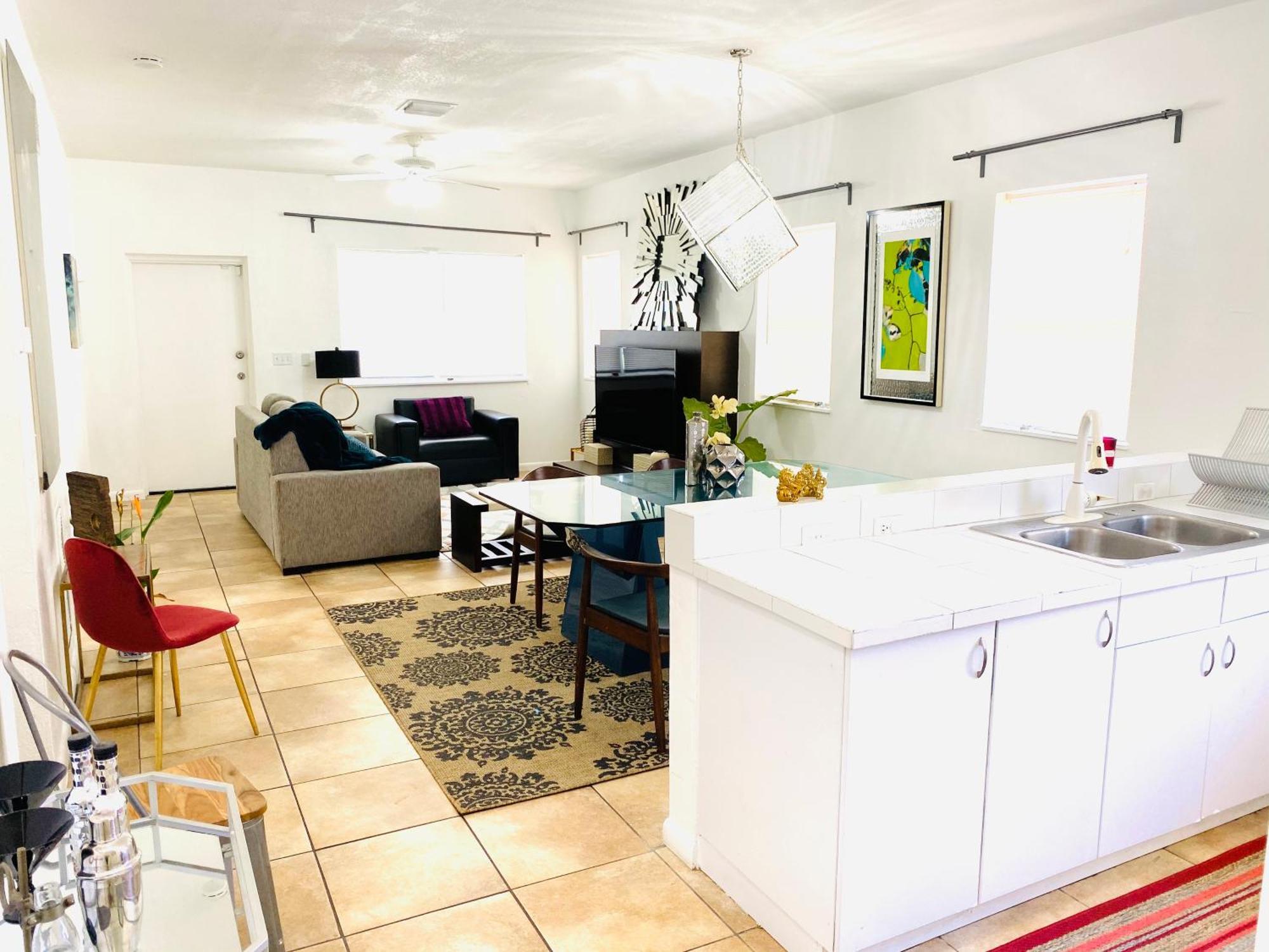 Villa Xanadu 10 Mins To South Beach! 3 Bedroom *